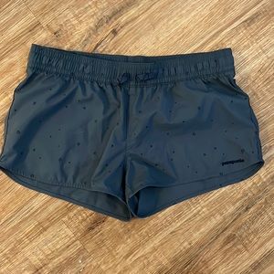 Patagonia moisture wicking shorts size Small